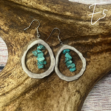 Load image into Gallery viewer, Elk Antler Earrings
